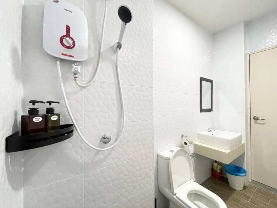 Ferienwohnung Quartz Near To Jonker Walk With Infinity Pool Cozy 3B2B Malacca Exterior foto