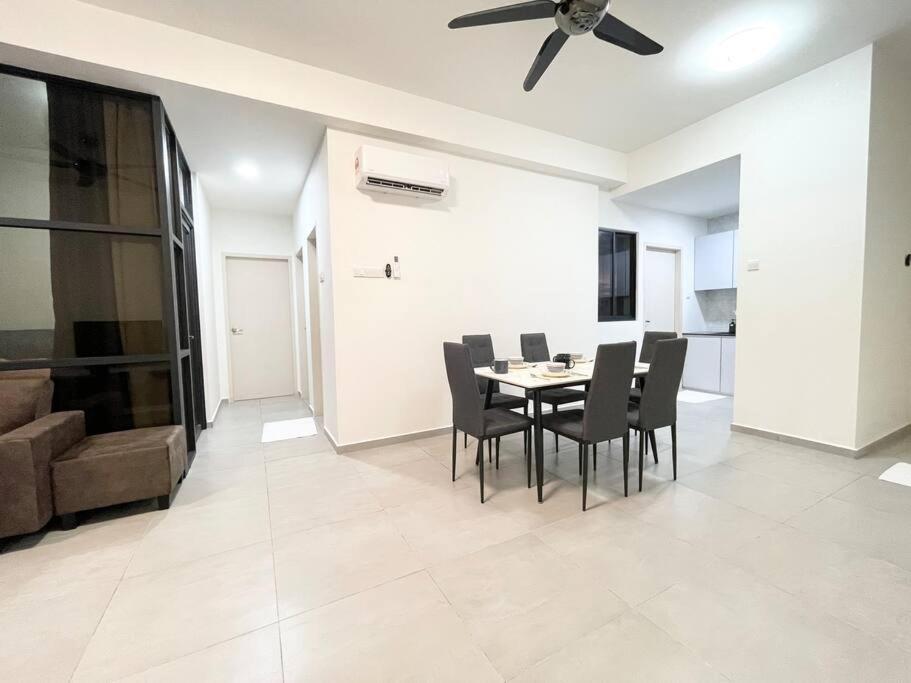 Ferienwohnung Quartz Near To Jonker Walk With Infinity Pool Cozy 3B2B Malacca Exterior foto
